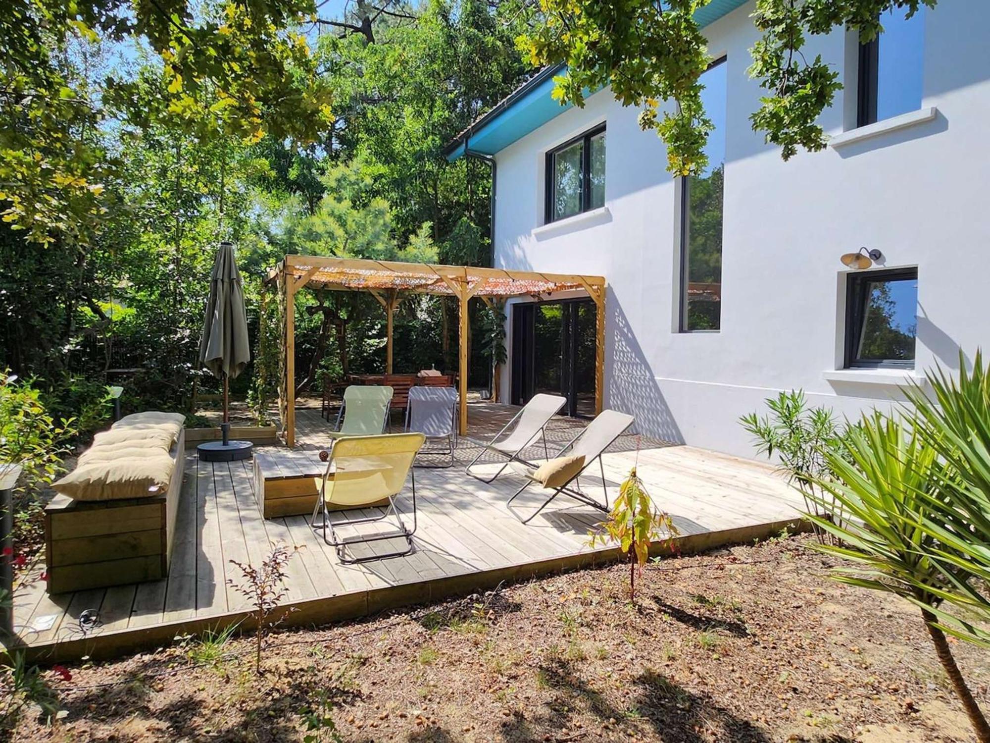 6 Ch. Avec Sauna, Jardin Et Parking Pres Du Bassin D'arcachon - Fr-1-736-51